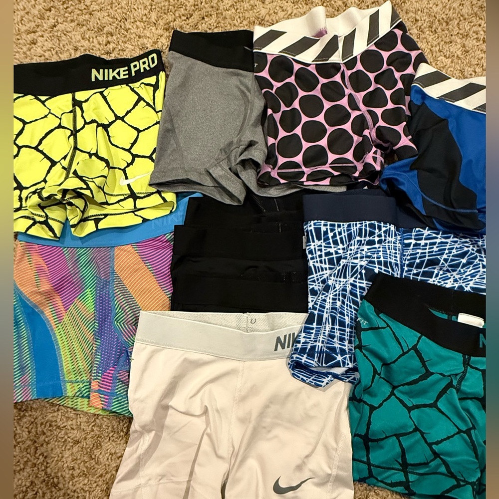 Nike pro lot - women’s size XS 11 pairs